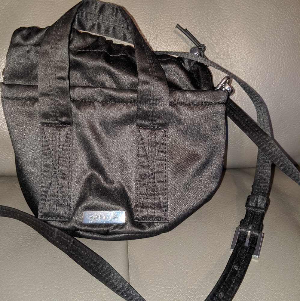 Very small bag